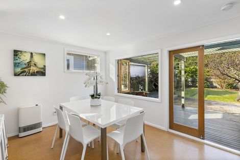 Photo of property in 39 Tuatoru Street, Eastbourne, Lower Hutt, 5013