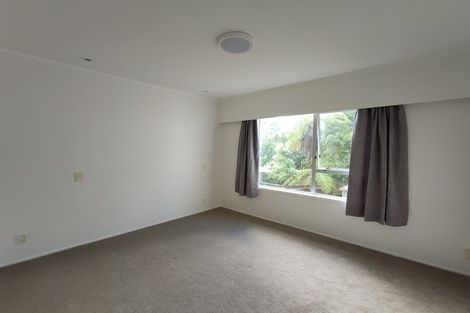 Photo of property in 2/19 Capilano Place, Glenfield, Auckland, 0629