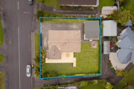 Photo of property in 70 Harmel Road, Glendene, Auckland, 0602