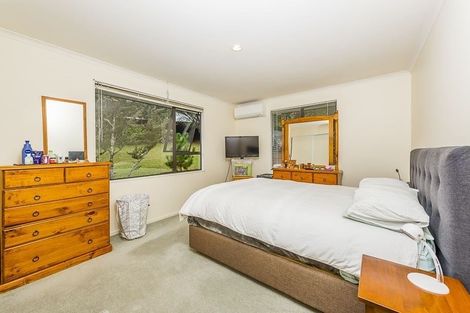 Photo of property in 36 Hewlett Road, Massey, Auckland, 0614