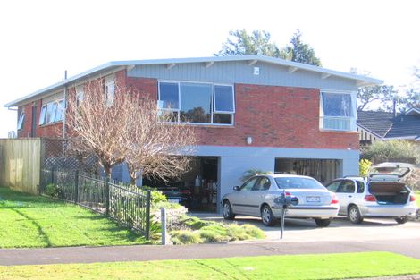 Photo of property in 9 Mcinnes Place, Queenwood, Hamilton, 3210