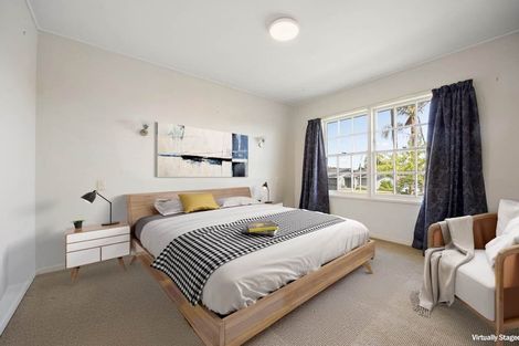 Photo of property in 18 Roysfield Lane, Sunnyhills, Auckland, 2010