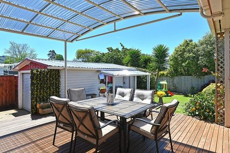 Photo of property in 5 Beth Street, Trentham, Upper Hutt, 5018