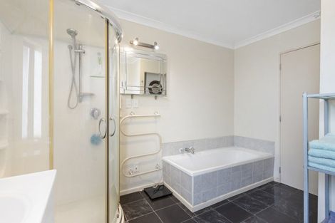 Photo of property in 4 Trafalgar Street, Foxton Beach, Foxton, 4815