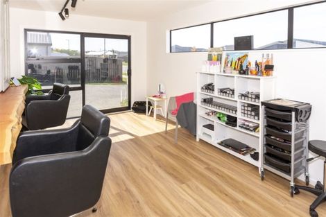 Photo of property in 12 Valour Drive, Rangiora, 7400