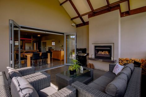 Photo of property in 46 The Dunes, Cromwell, 9310