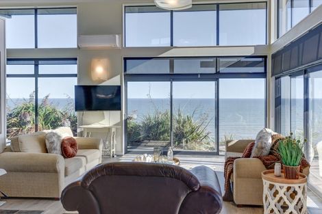 Photo of property in 107 Peat Avenue, Kai Iwi, Whanganui, 4574