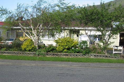 Photo of property in 30b York Street, Picton, 7220