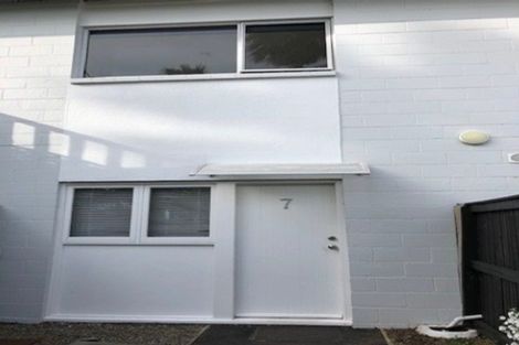 Photo of property in 7/72 Kitchener Road, Milford, Auckland, 0620
