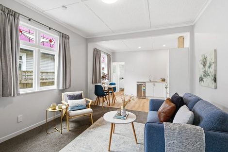 Photo of property in 52 Miro Street, Miramar, Wellington, 6022