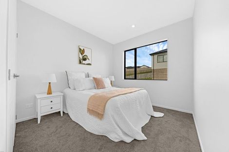 Photo of property in 10 Vintner Lane, Pokeno, 2402