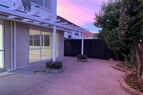 Photo of property in 2/14 Casabella Court, Northpark, Auckland, 2013