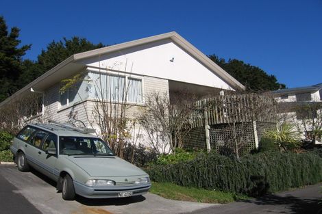 Photo of property in 22 Silkwood Grove, Totara Heights, Auckland, 2105