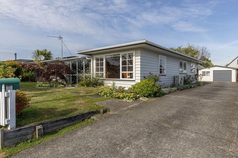 Photo of property in 74 Kennedy Drive, Levin, 5510