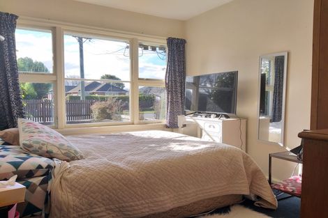 Photo of property in 2/129 Maidstone Road, Ilam, Christchurch, 8041