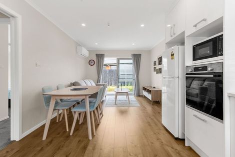 Photo of property in 2/7 Rutherford Street, Chedworth, Hamilton, 3210