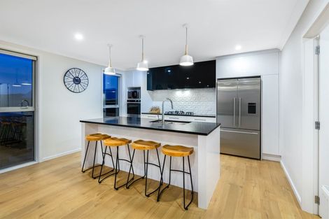 Photo of property in 64 Endeavour Drive, Whitby, Porirua, 5024