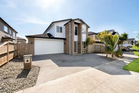 Photo of property in 23 Rohi Place, Flat Bush, Auckland, 2019