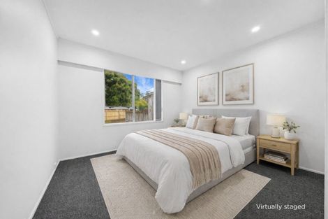 Photo of property in 2/29 Kindergarten Drive, Conifer Grove, Takanini, 2112