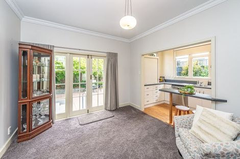 Photo of property in 1 Brassey Road, Saint Johns Hill, Whanganui, 4500
