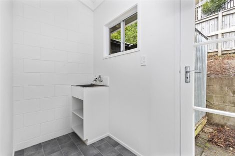 Photo of property in 2/61 Glamorgan Drive, Torbay, Auckland, 0630