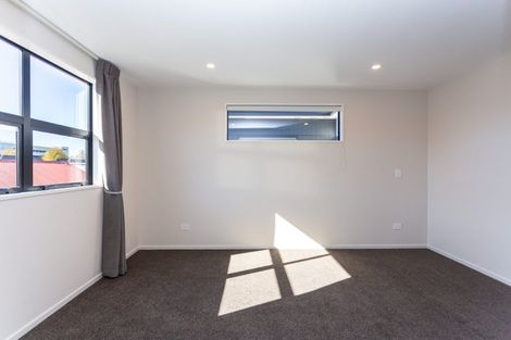 Photo of property in 2/42 Peverel Street, Riccarton, Christchurch, 8041
