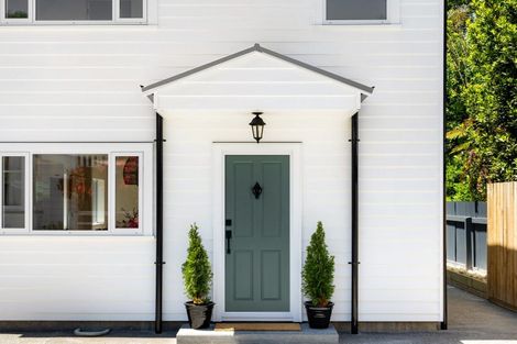 Photo of property in 155 Carlyle Street, Napier South, Napier, 4110