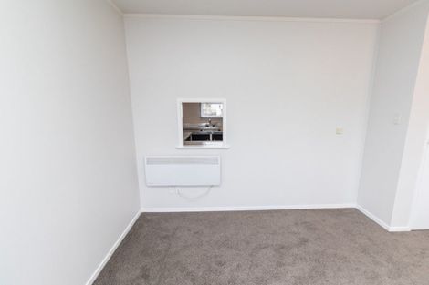 Photo of property in 5 Hawker Street, Mount Victoria, Wellington, 6011