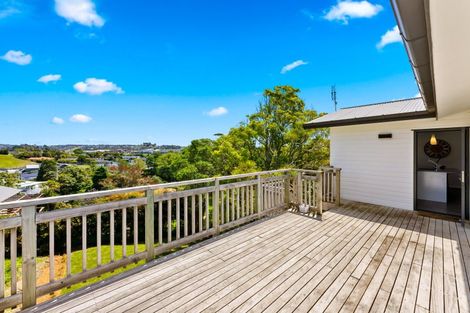 Photo of property in 26 Moffat Road, Red Beach, 0932