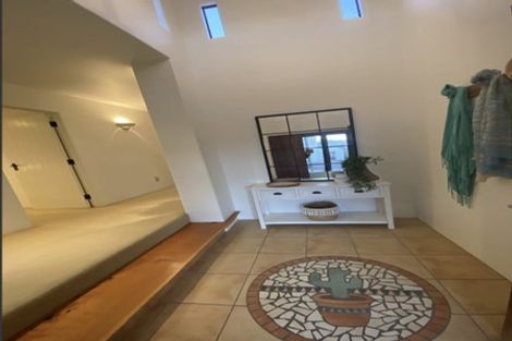 Photo of property in 25 Jordan Street, Island Bay, Wellington, 6023