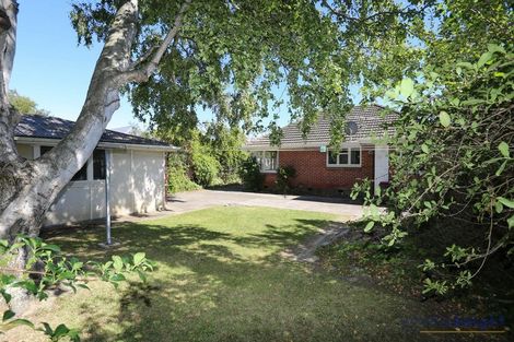 Photo of property in 15 Rountree Street, Upper Riccarton, Christchurch, 8041