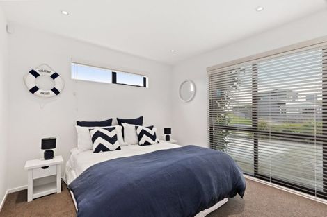 Photo of property in 15 Te Mana Street, Omaha, 0986