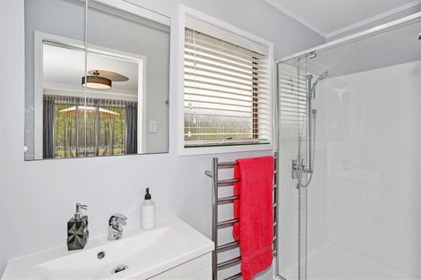 Photo of property in 8 Ashby Place, Pukekohe, 2120