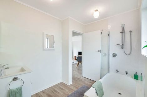 Photo of property in 3/113 Seabrook Avenue, New Lynn, Auckland, 0600