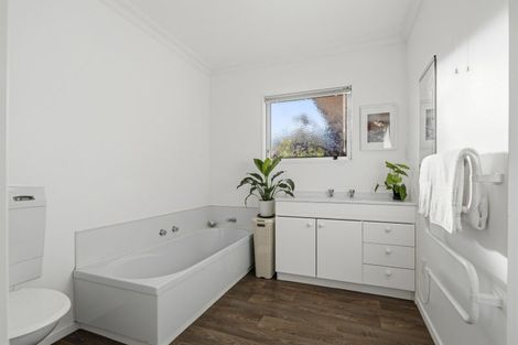 Photo of property in 8a Blundell Place, Katikati, 3129