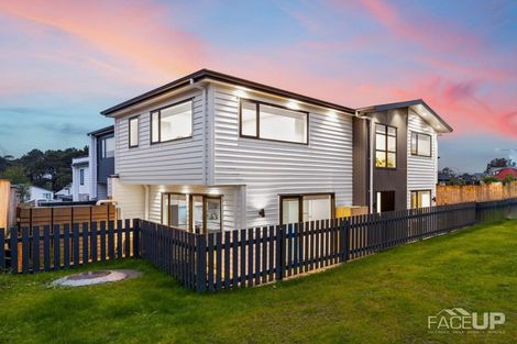 Photo of property in 79a Granville Drive, Massey, Auckland, 0614