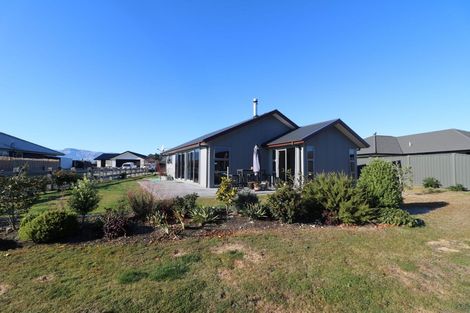 Photo of property in 37 Sherwin Avenue, Albert Town, Wanaka, 9305