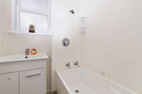 Photo of property in 10 Clinkard Avenue, Glenholme, Rotorua, 3010