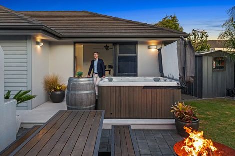 Photo of property in 43 Oceania Sands Way, Papamoa Beach, Papamoa, 3118