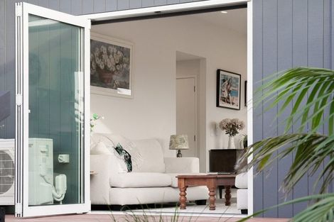 Photo of property in 67 Renown Road, Raumati South, Paraparaumu, 5032