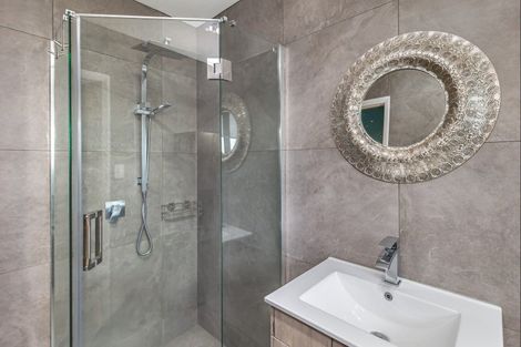 Photo of property in 261 Cambridge Street, Levin, 5510