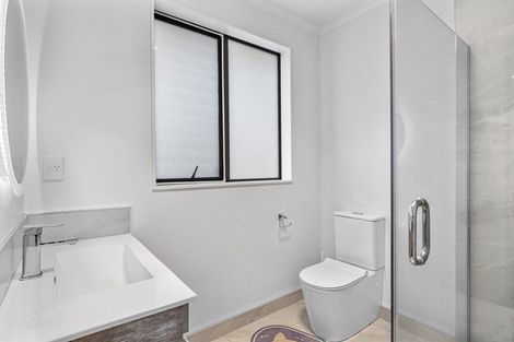 Photo of property in 14 Sydney Place, Flagstaff, Hamilton, 3210