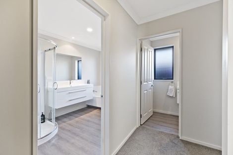 Photo of property in 1 Lloyds Close, Rolleston, 7614