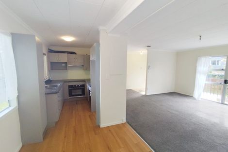 Photo of property in 72a Astley Avenue, New Lynn, Auckland, 0600