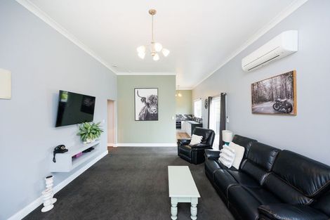 Photo of property in 6 A'court Street, Sanson, 4817