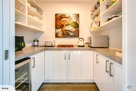 Photo of property in 29 Kapiti Drive, Poraiti, Napier, 4112