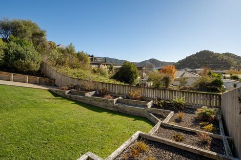 Photo of property in 12 Russell Street, Picton, 7220