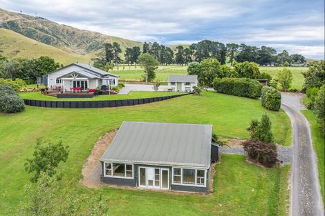 Photo of property in 245 Wallace Road, Koputaroa, Levin, 5571