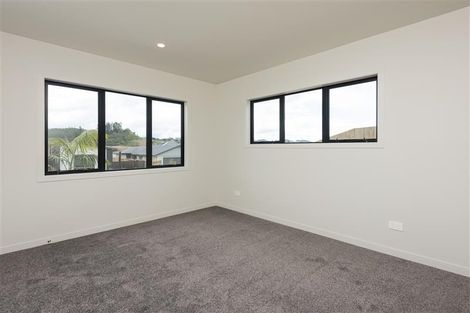 Photo of property in 39 Rochfort Crescent, Pyes Pa, Tauranga, 3112