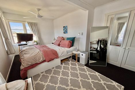 Photo of property in 40 Strid Road, Te Atatu South, Auckland, 0610